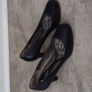 Naturalizer N5 Comfort Heels